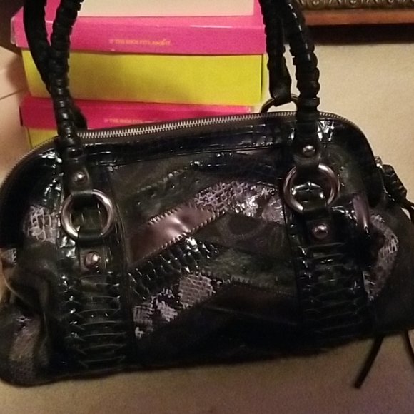 Handbag - Picture 4 of 4